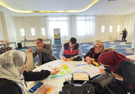 رئيس قسم الديوان في مركز دراسات التنمية المستدامة بجامعة اليرموك تشارك في ورشة عمل حول التخطيط التشاركي في بلدية إربد